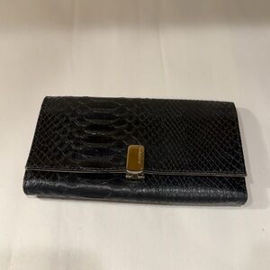 Liz Claiborne WALLET simulated snake black